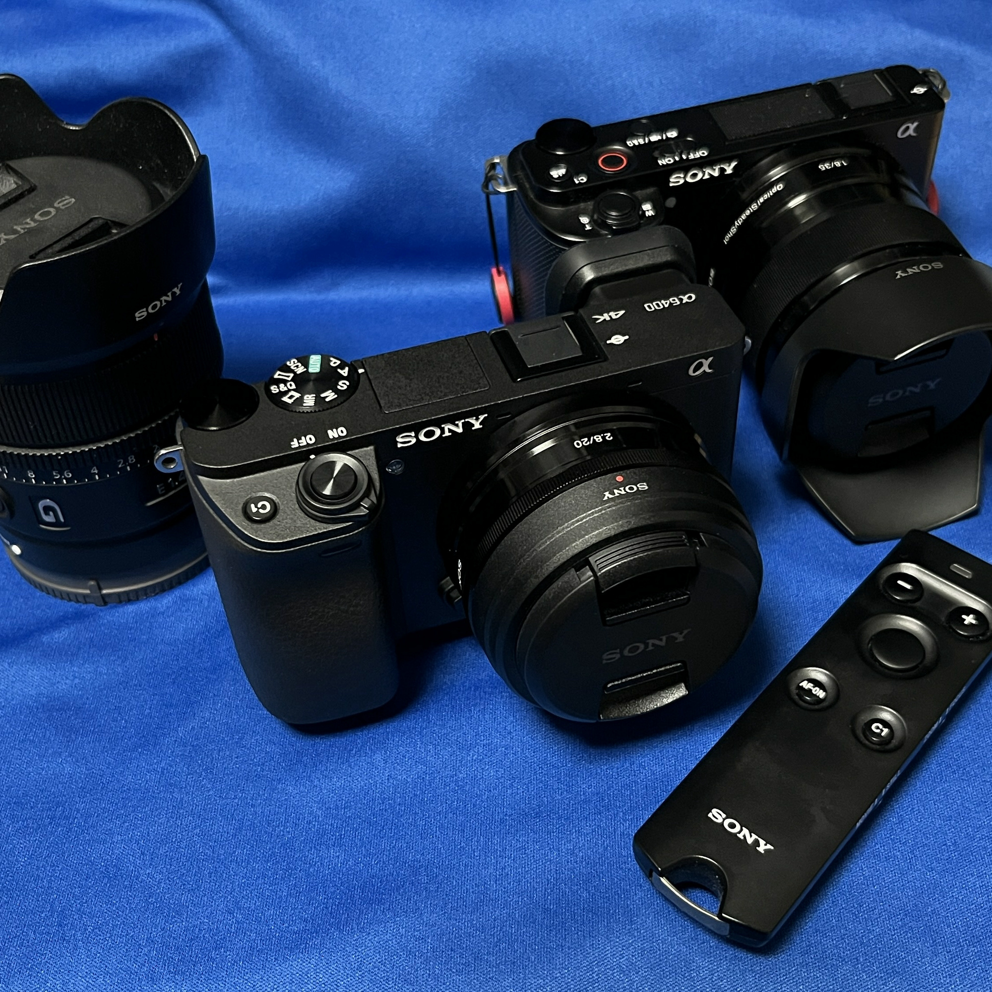 ミラーレスカメラ SONY α6400 を買い足し ZV-E10 とミラーレス2カメ 